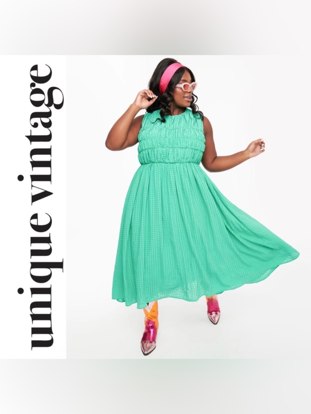 Unique Vintage Kelly Green Sleeveless Seersucker Midi Dress, Size Small, NWT!
